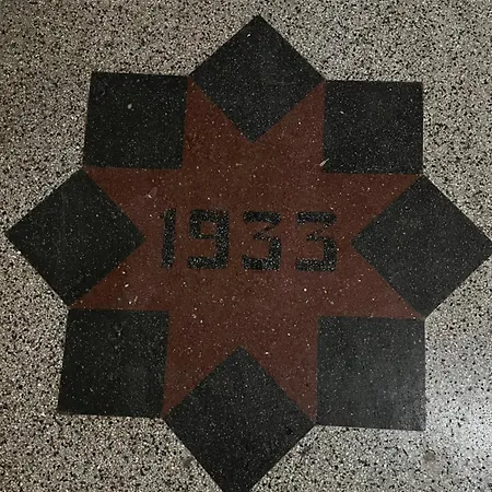 Glarus With Infinity Sea View דירה