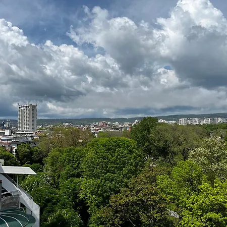 Daire Glarus With Infinity Sea View Varna