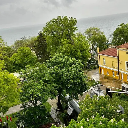 Glarus Wiht Infinity Sea View * Várna