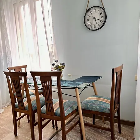 Glarus With Infinity Sea View * וארנה