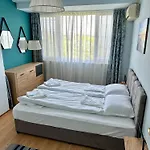 شقة Glarus With Infinity Sea View *