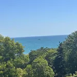 Apartment Glarus With Infinity Sea View Warna
