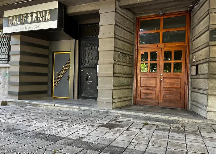 Glarus With Infinity Sea View