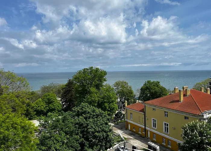 Apartment Glarus With Infinity Sea View *