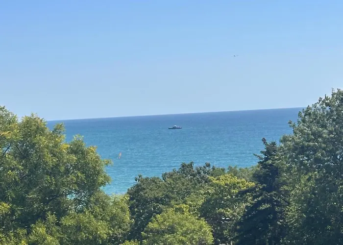 Apartment Glarus With Infinity Sea View Varna